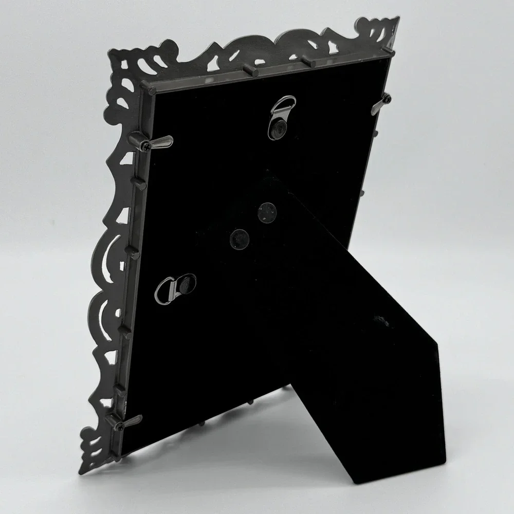 Vintage Malden Silvertone Metal Scrollwork Filigree 5x7 Photo Picture Frame